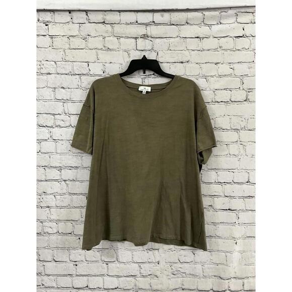 Urban Daizy Tops - Urban Daisy Tan Short Sleeve Tshirt Women’s Medium